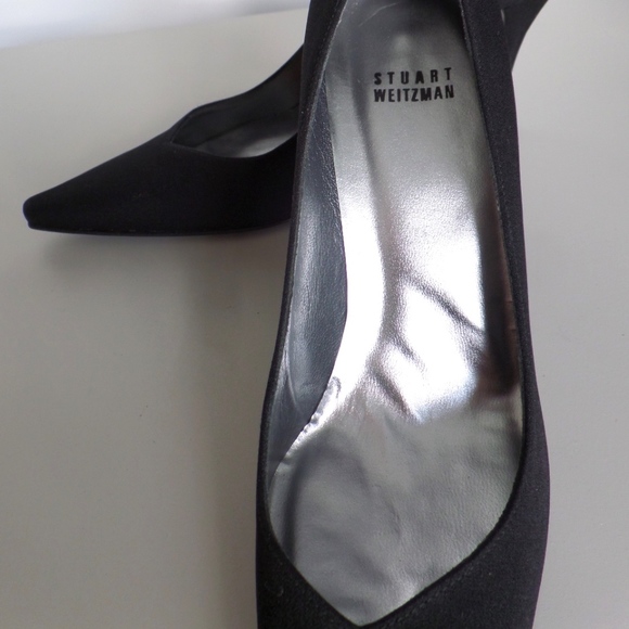 Stuart Weitzman Classy Black Pointed Heel - Picture 1 of 5